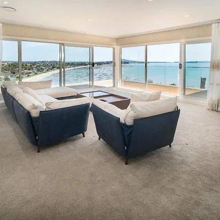 Mellons Bay Sanctuary Villa
